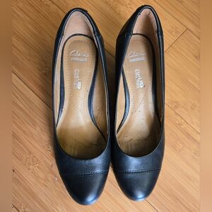 Clarks Black Wedge Pumps 6